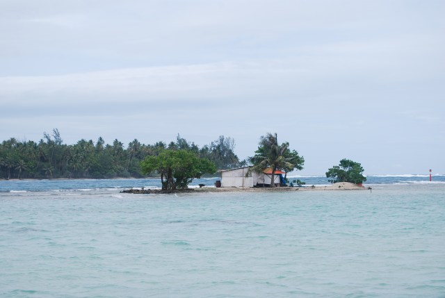 An even smaller motu than the one we stopped at.  Off Raiatea,  Society Islands, French Polynesia. ©Jean Janssen