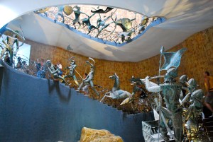 Staircase at the Lighthouse Hotel designed by Jeffery Bower in Galle, Sri Lanka. ©Jean Janssen