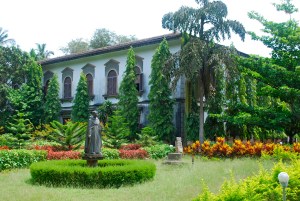 The beautiful grounds at the Cathedral of St. Cajean, Old Goa, India. ©Jean Janssen