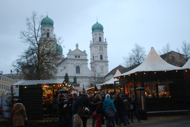 The Christmas Market in Passau, Germany just in front of St. Stephen's. ©Jean Janssen