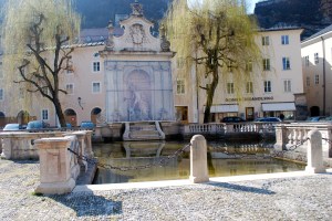 Horse washing station.  Kapitelplatz, Salzburg ©Jean Janssen
