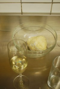 I did pretty well with step 1 and 2.  Note completed dough and refilled glass of prosecco. ©Jean Janssen