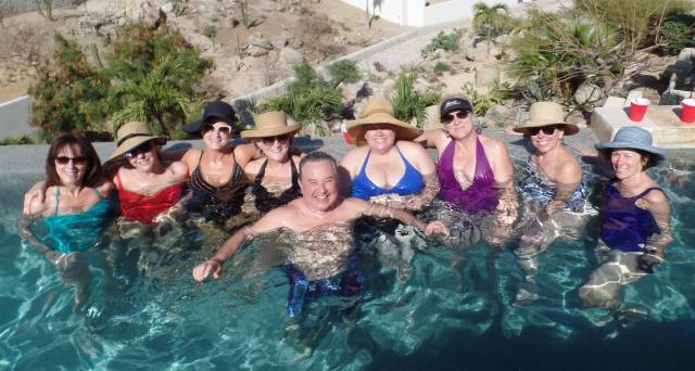 Jose Fernando La Chewbaca and the ladies.--photo by Bob Kochman