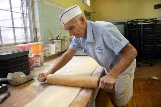 Time to make the donuts at Van's.