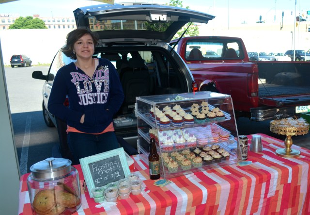 Cupcakes and Frosting Shots (!) at the Downtown Market, Grand Rapids, Michigan.   ©Jean Janssen