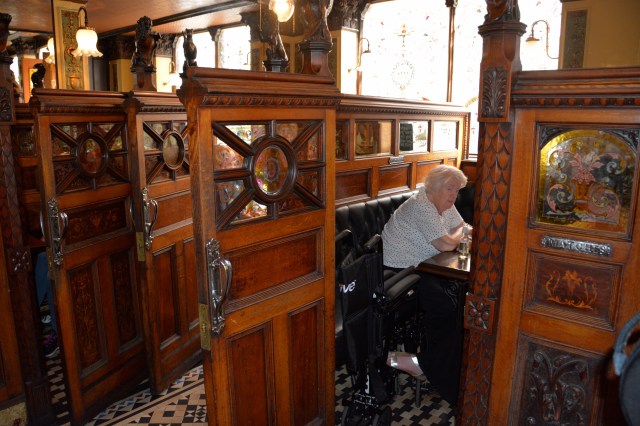 The Crown Bar aka The Crown Liquor Saloon, the most famous pub in Belfast, Northern Ireland, ©Jean Janssen