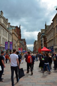 Glasgow shoppers ©Jean Janssen