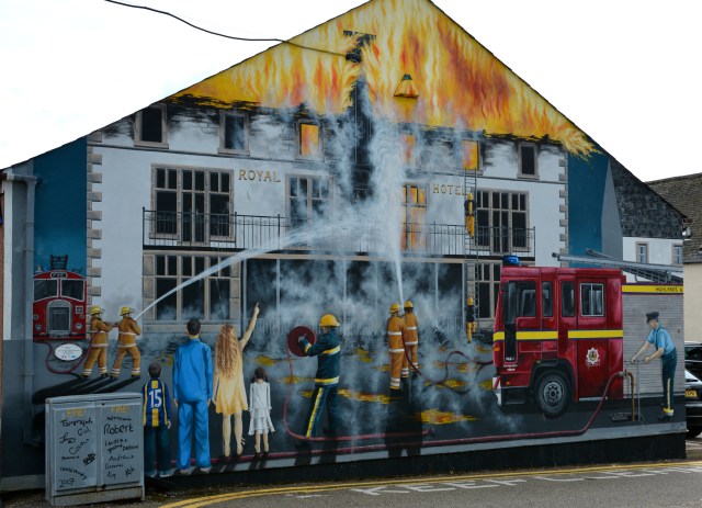 One of the town murals, Invergordon, Scotland ©Jean Janssen