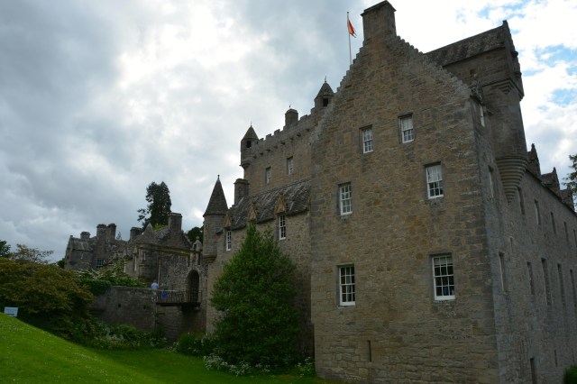 This shot of the castle gives you an idea of where the moat once was. ©Jean Janssen