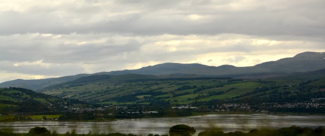 Along Cromarty Firth, the Scottish Highlands ©Jean Janssen 