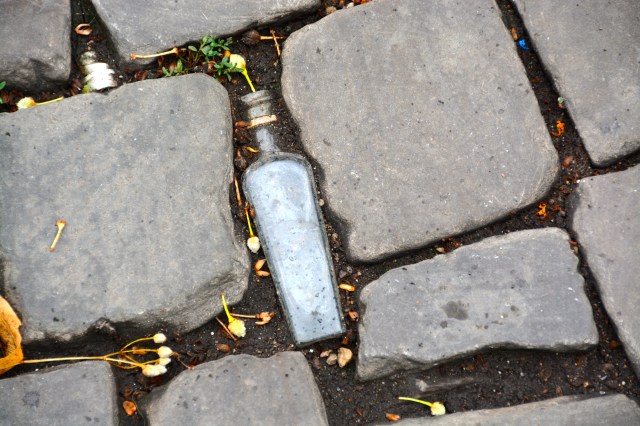 Interesting things to be found among the cobblestones in Cologne, Germany ©Jean Janssen