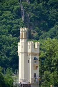 Maus Tower on the Rhine, Germany ©Jean Janssen