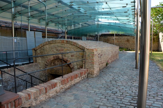The entrance to the Mikvah, Jewish ritual bath, at Speyer, Germany ©Jean Janssen