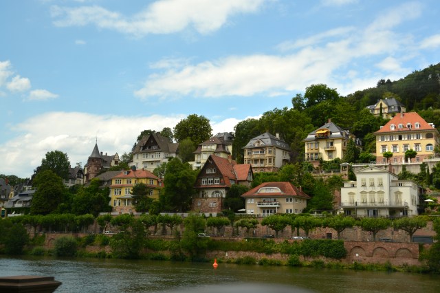 Homes along the river in Heidelberg, Germany. ©Jean Janssen